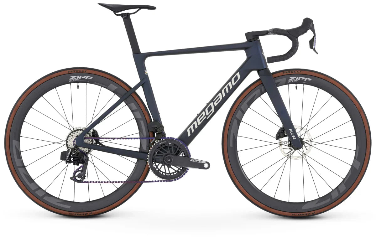 Megamo Pulse racercykel i carbon med Zipp hjul og SRAM Force AXS
