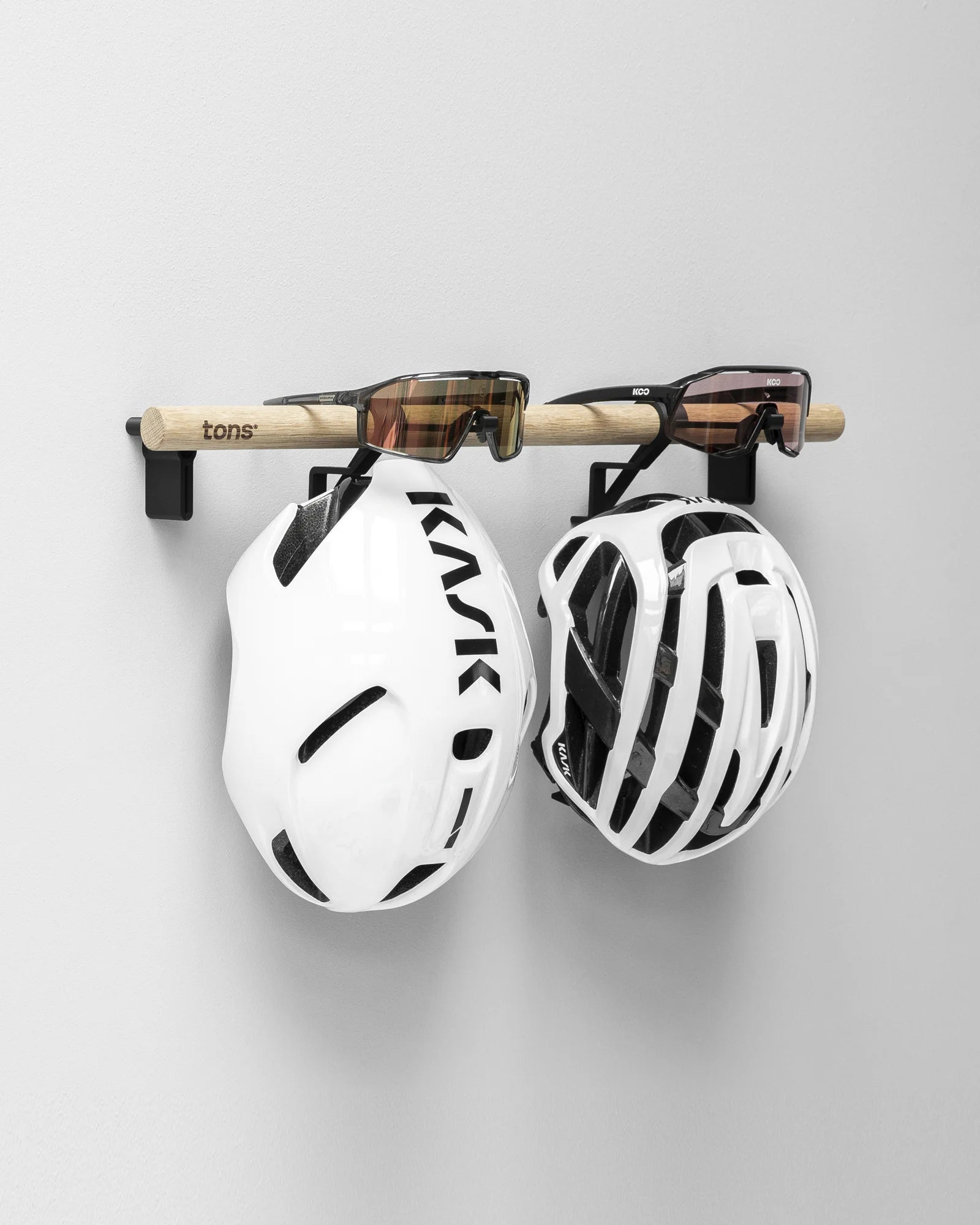 Tons Bar B 2 x Helmet + 2x Glasses
