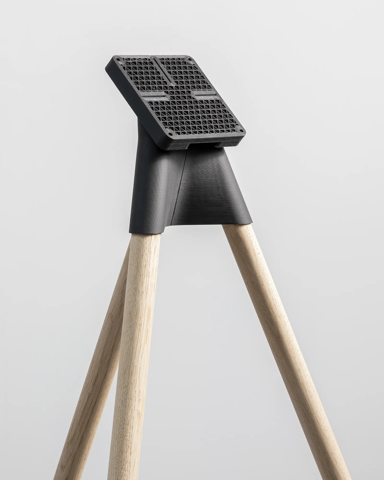 Tons Widescreen Stand + Tray